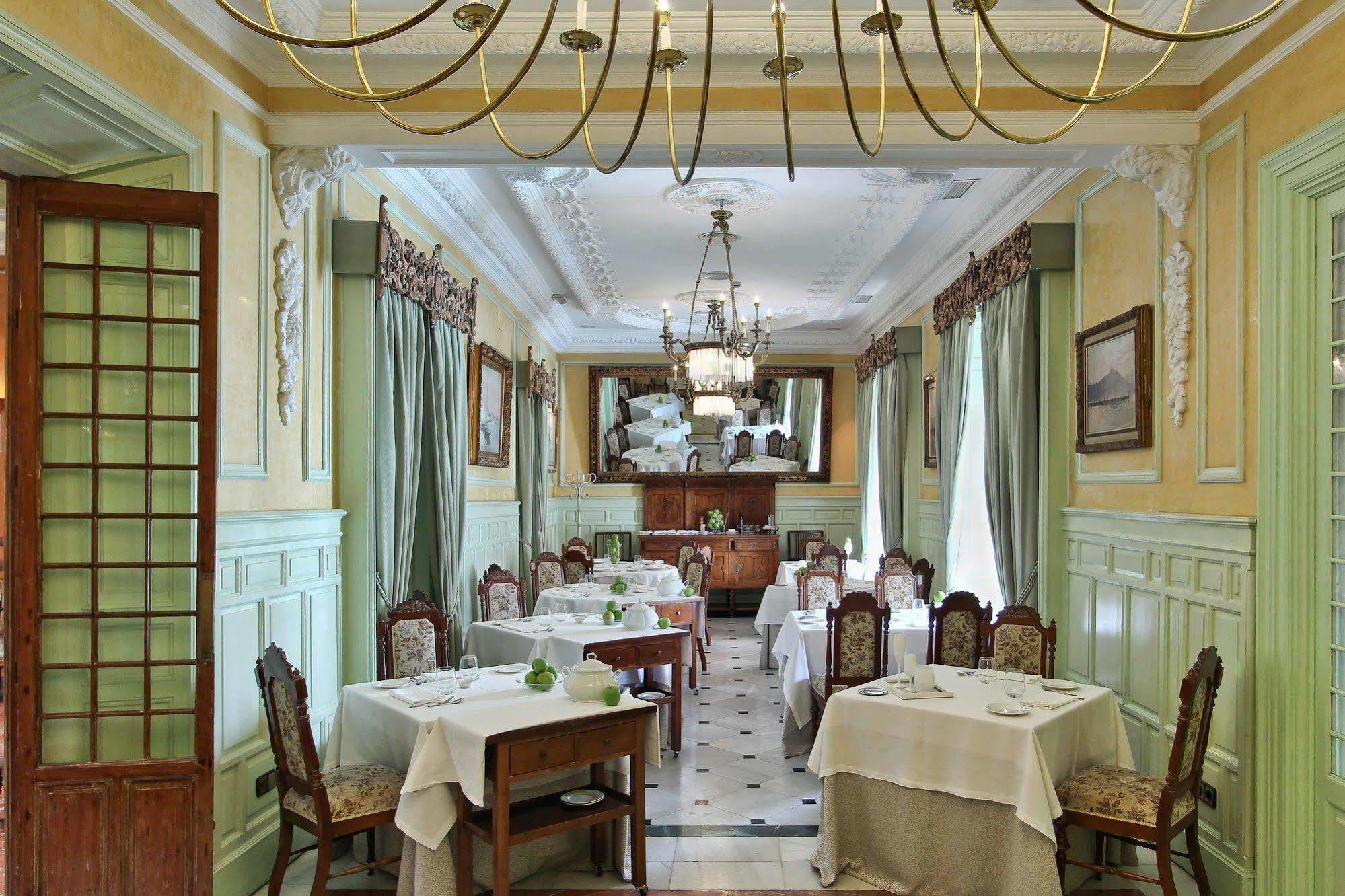 Hotel Alabardero Sevilla Exteriör bild